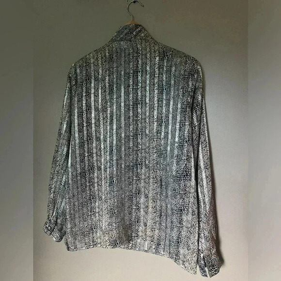 VINTAGE 70s silky animal print blouse size 14 EUC sz L YVES St. CLAIR office - Picture 12 of 16
